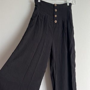 Lulus black wide leg ankle length button up pants